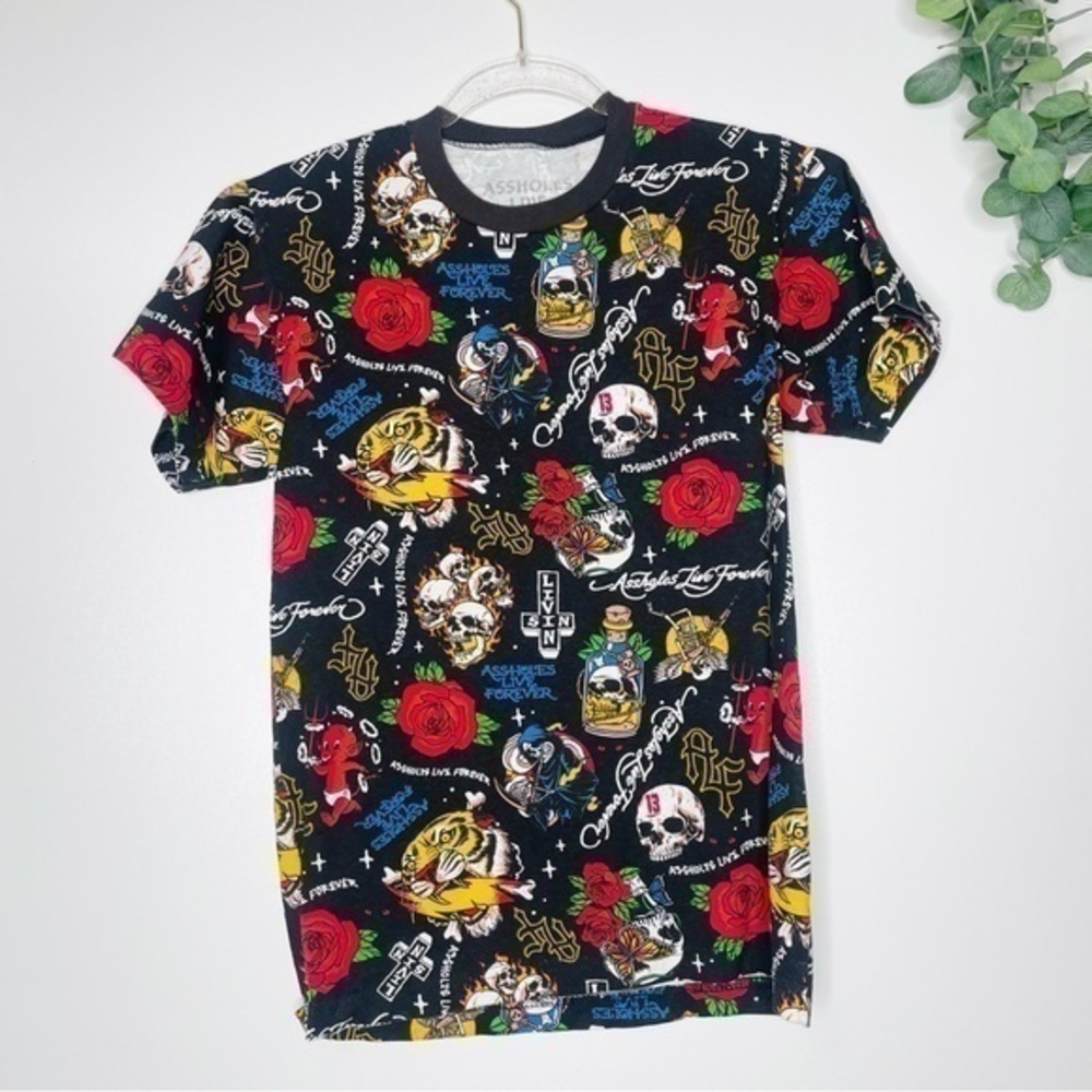 Assholes Live Forever Graphic T-Shirt Black Tattoo Art Ed Hardy Style Size Small